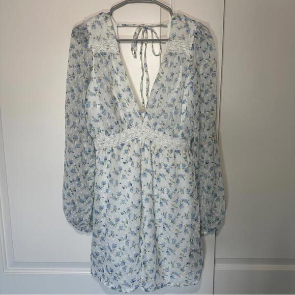 ASOS Blue Floral Chiffon Long Sleeve Romper Size: 8 - Picture 2 of 5